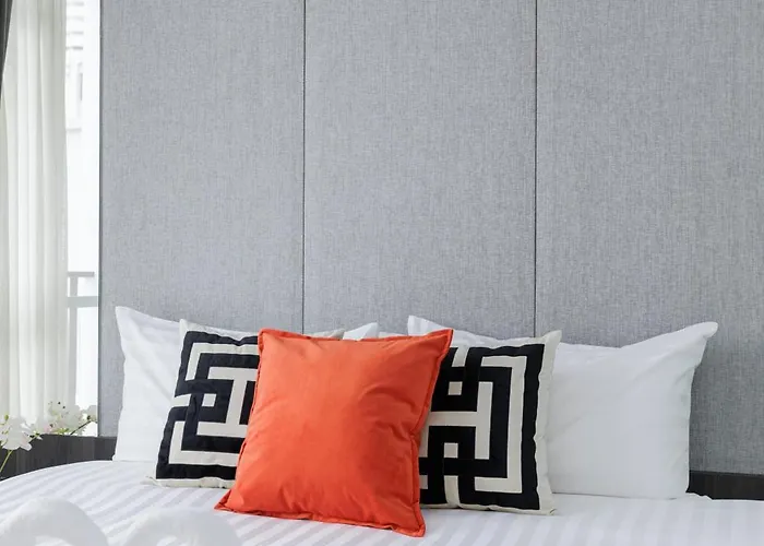 Shine Sukhumvit 43 Phrompong Бангкок