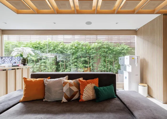 Shine Sukhumvit 43 Phrompong