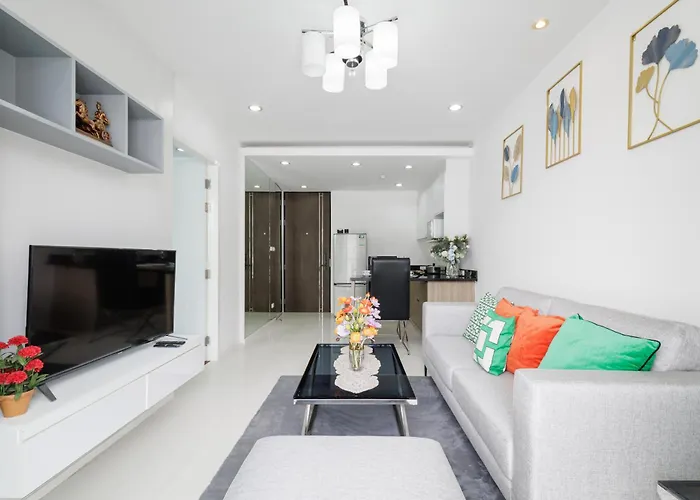 Апартаменты Shine Sukhumvit 43 Phrompong