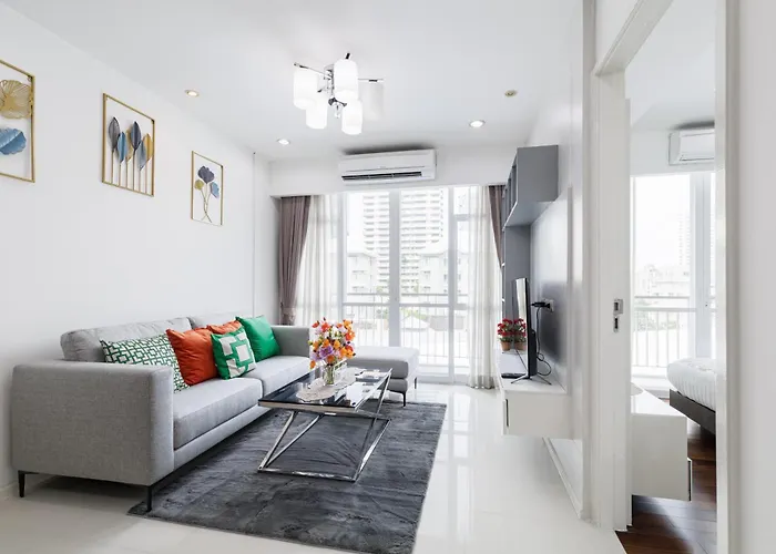 Апартаменты Shine Sukhumvit 43 Phrompong Бангкок